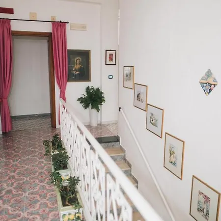 Maria Отель