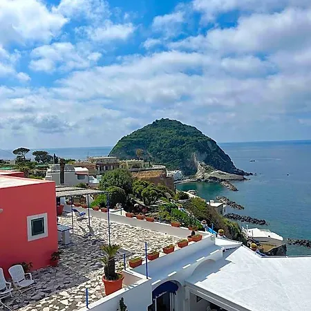 Maria 3* Sant'Angelo (Isola d'Ischia)
