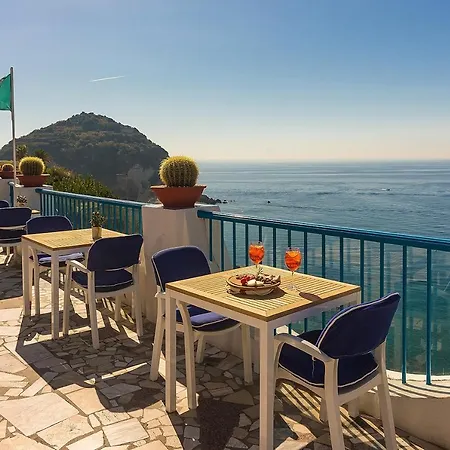Maria Hotell Sant'Angelo (Isola d'Ischia)